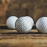 Descubre las pelotas de golf ideales para tu nivel de juego intermedio